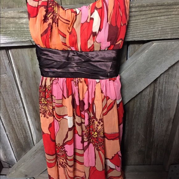 Red and orange shades love nation dress.  Size 7 - Picture 3 of 6